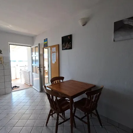 Apartmani Daniela Rab Town Buitenkant foto