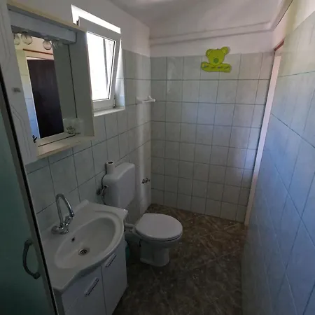 Apartmani Daniela Rab Town Buitenkant foto