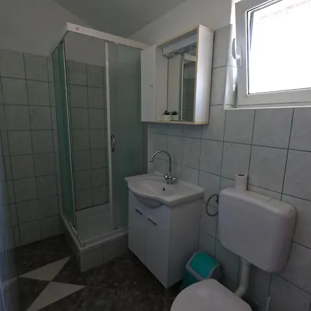 Apartmani Daniela Rab Town Buitenkant foto