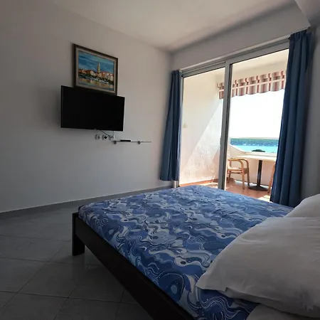 Apartmani Daniela Rab Town Buitenkant foto
